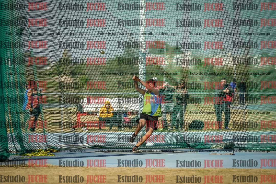 Fotos del lanzamiento de martillo de varones