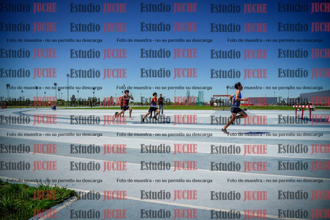 Fotos de los 200 m llanos de varones