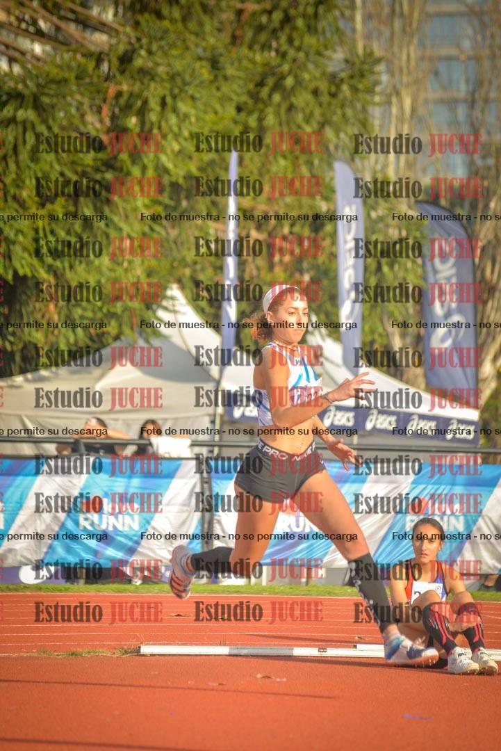 Fotos del salto en alto de mujeres