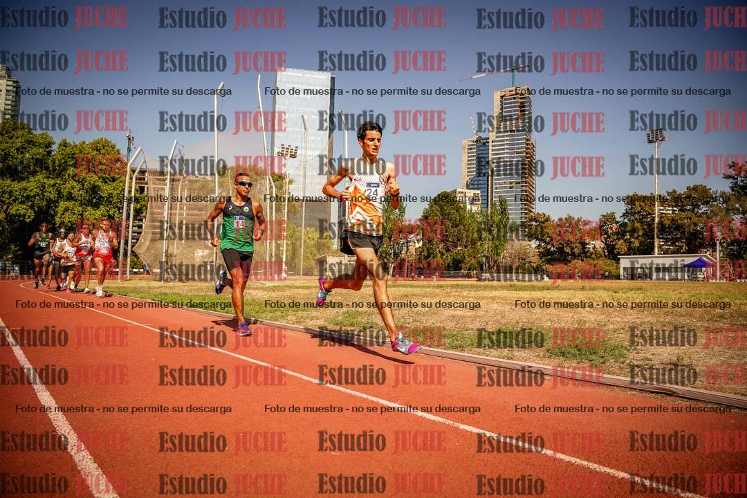 Fotos de los 3000 m llanos de varones