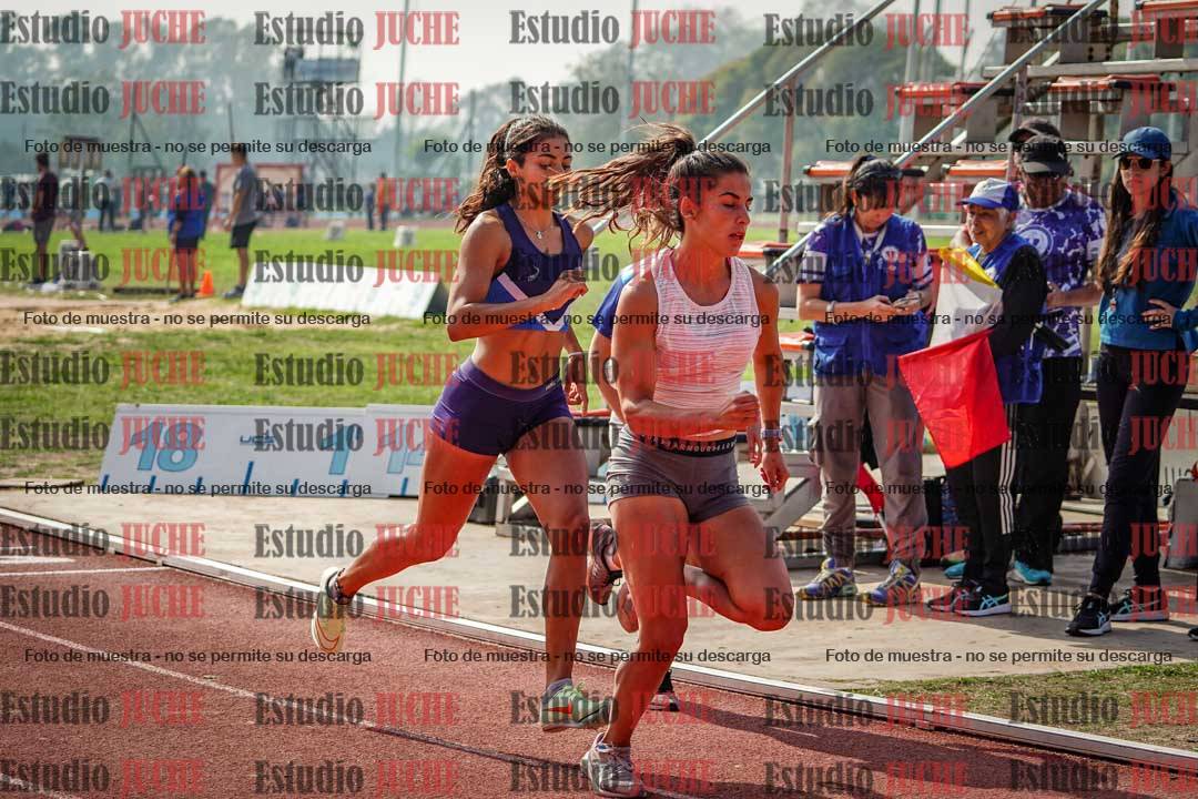 Fotos de los 800 m llanos de mujeres - combinadas 7