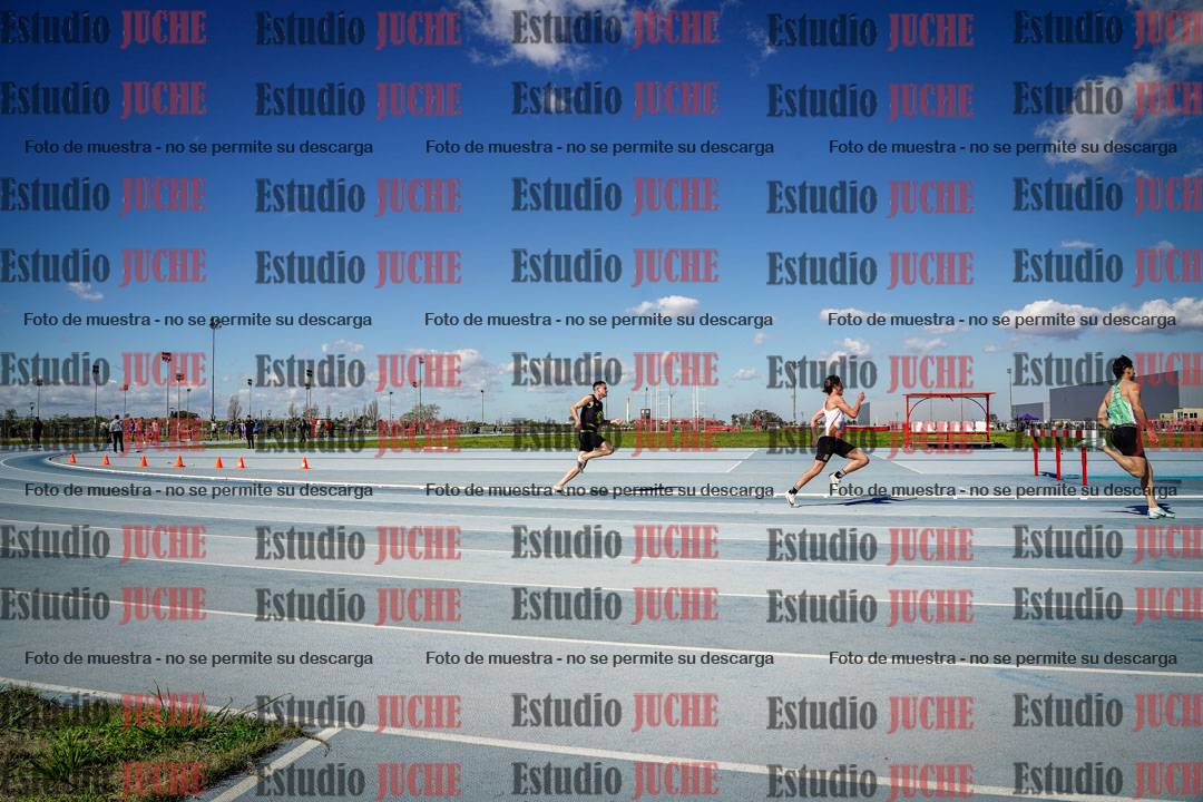 Fotos de los 200 m llanos de varones
