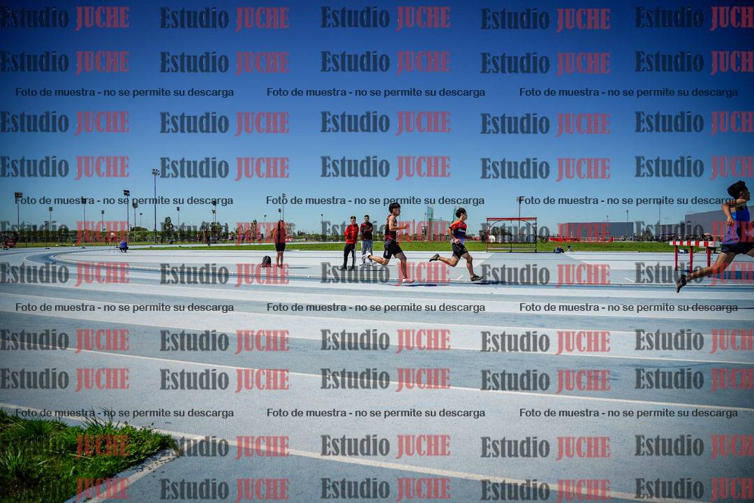 Fotos de los 200 m llanos de varones