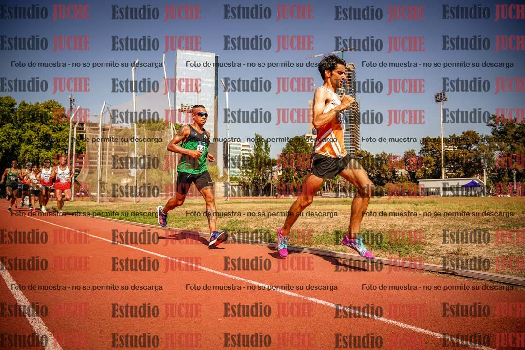 Fotos de los 3000 m llanos de varones