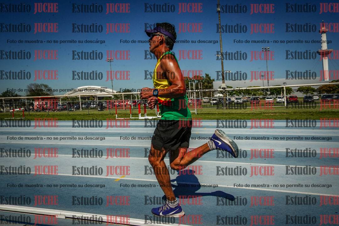 Fotos de los 5000 m de mujeres y varones - serie 2