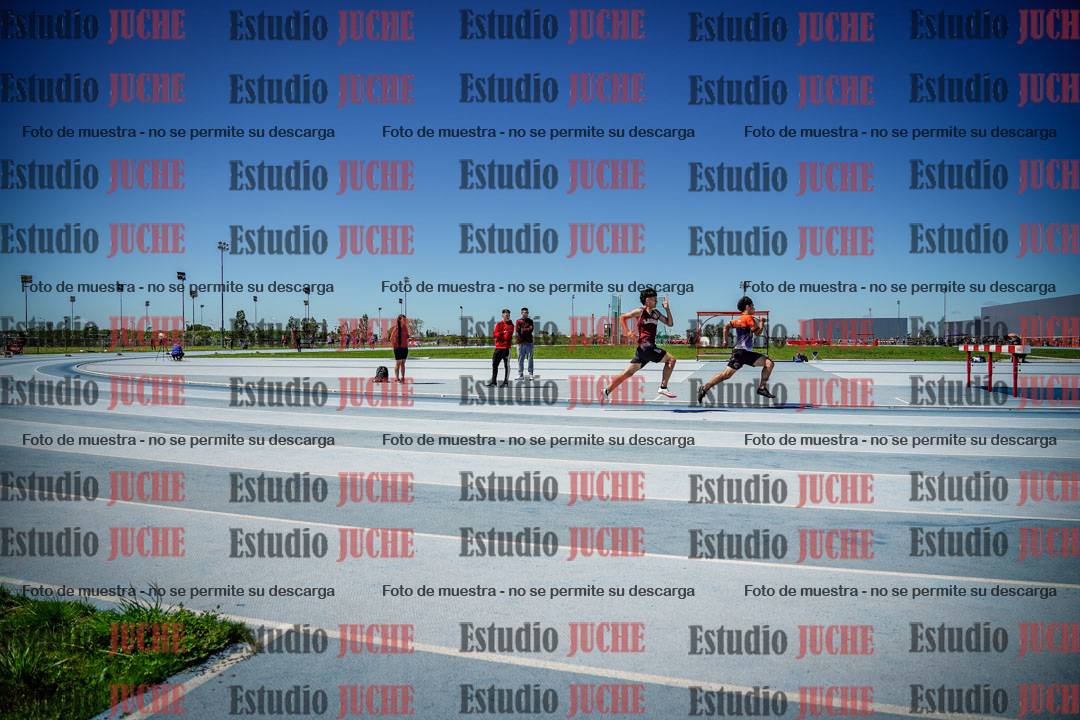 Fotos de los 200 m llanos de varones
