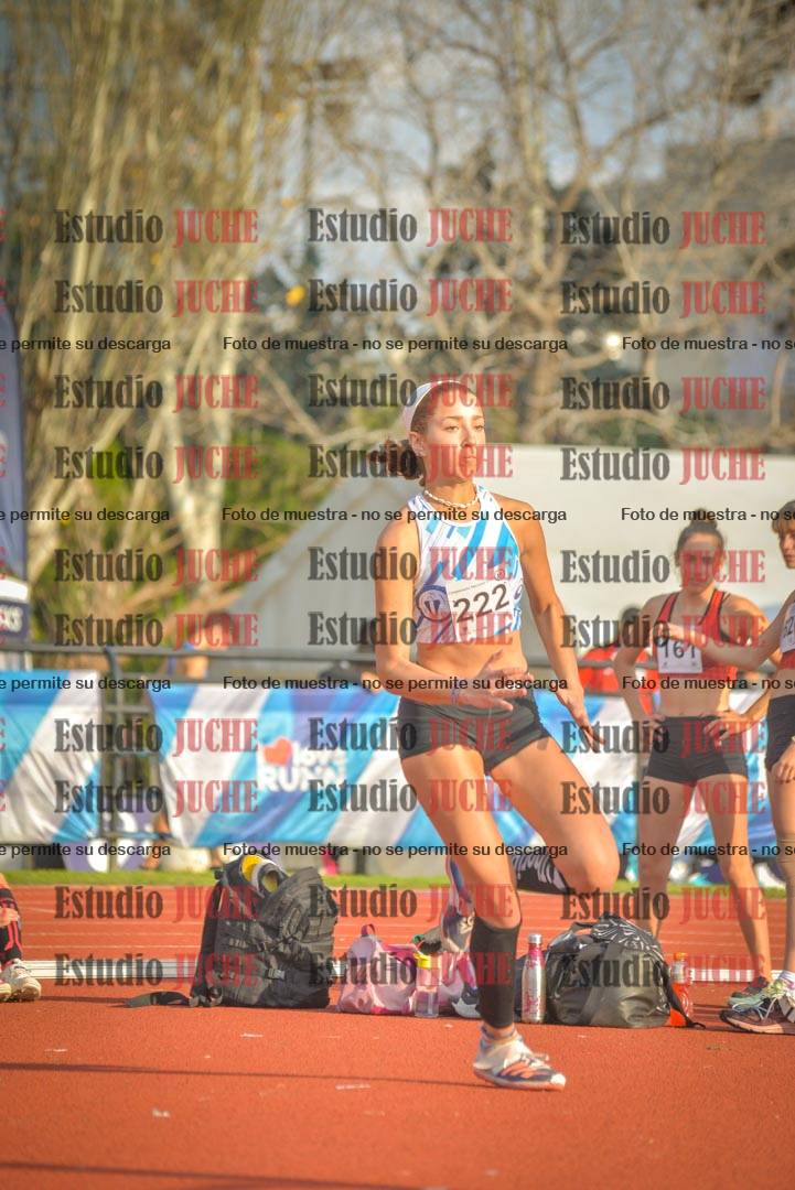 Fotos del salto en alto de mujeres