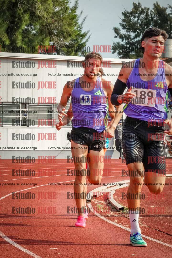 Fotos de los 3000 m llanos de varones