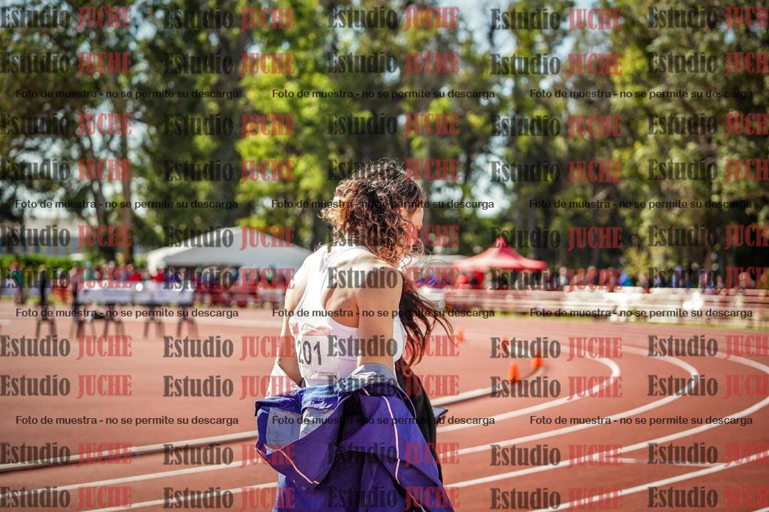 Fotos de algunos extras y podios del día 2