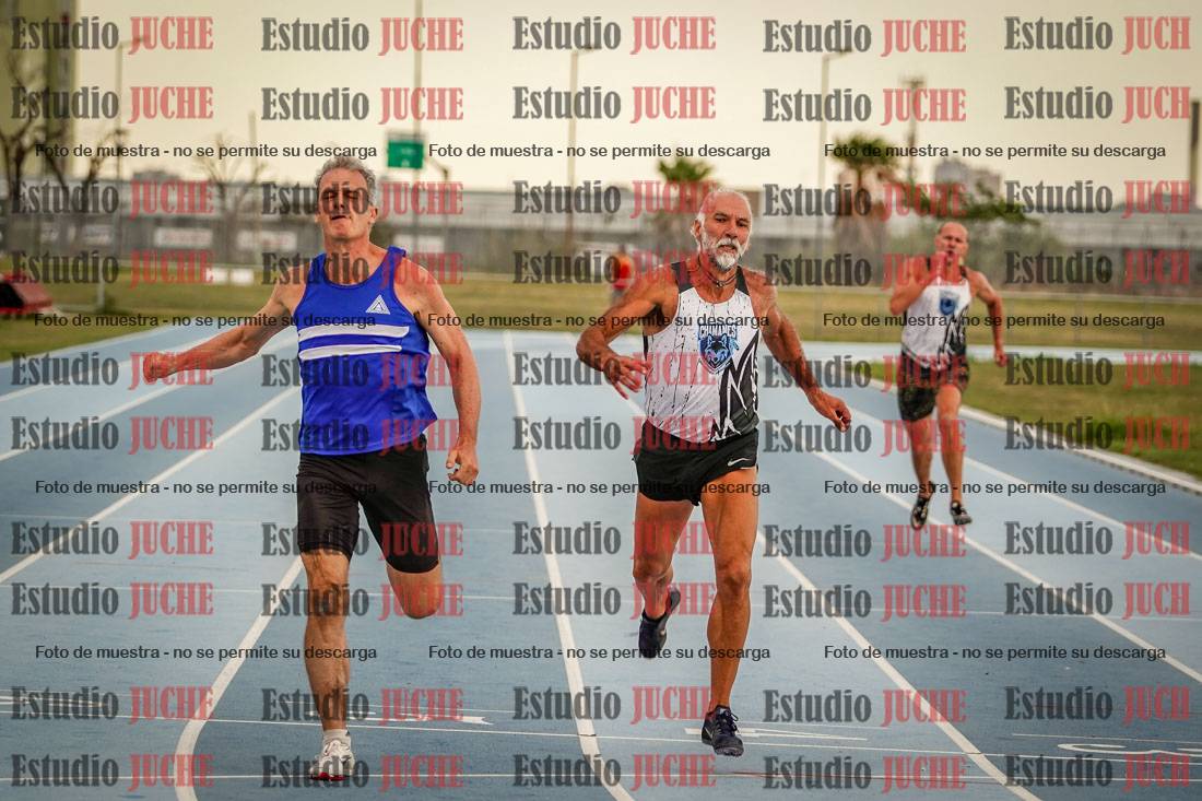 Fotos de los 300 m llanos de varones