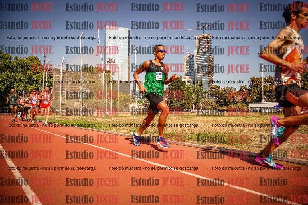 Fotos de los 3000 m llanos de varones