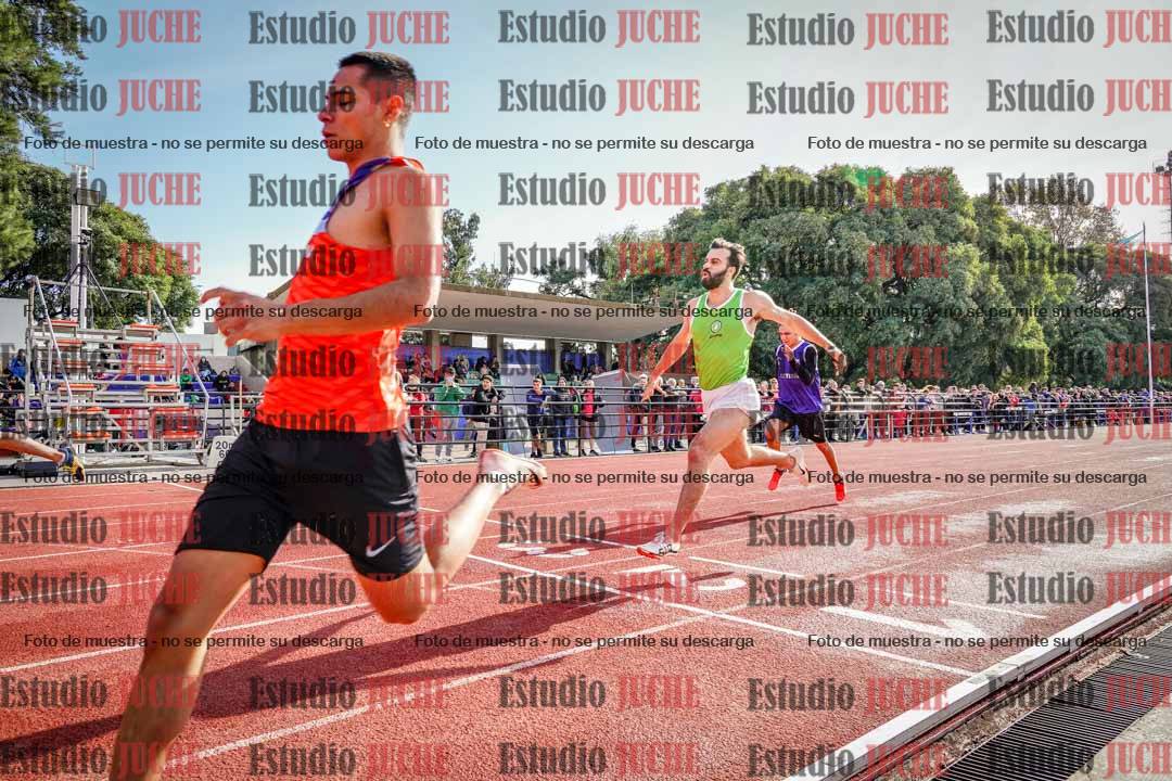 Fotos de los 100 m llanos de varones