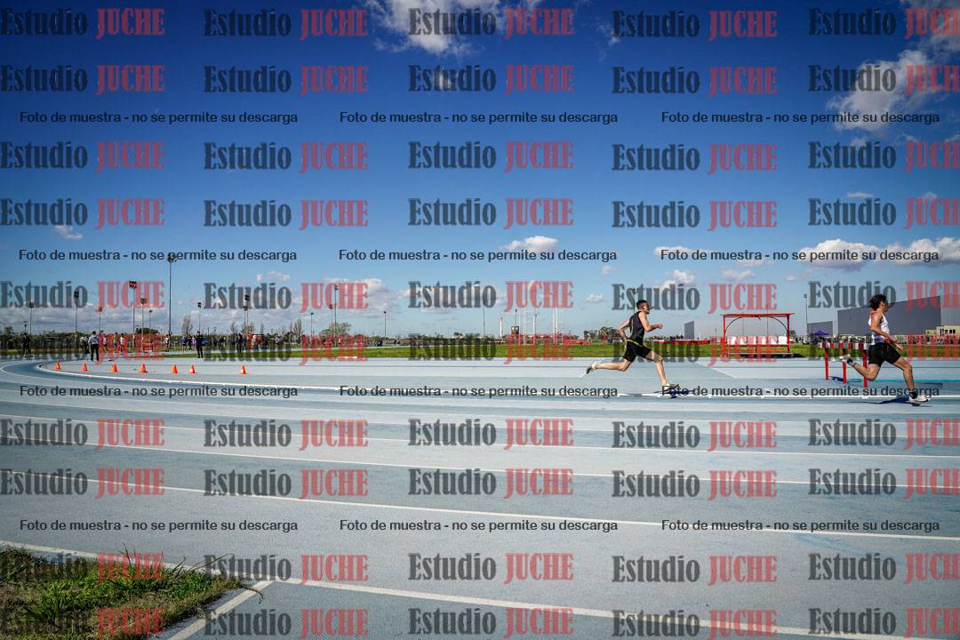 Fotos de los 200 m llanos de varones