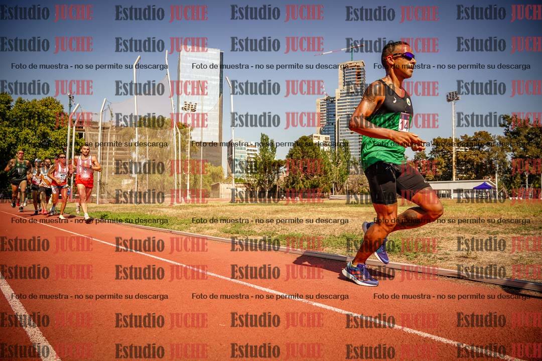 Fotos de los 3000 m llanos de varones