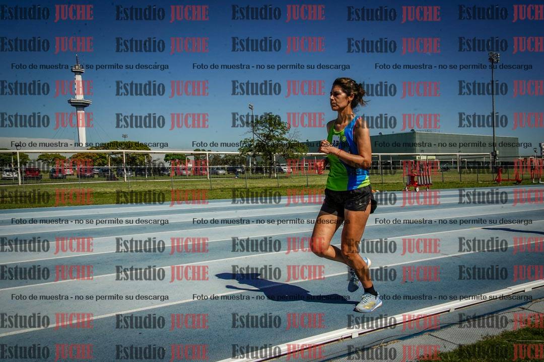 Fotos de los 5000 m de mujeres y varones - serie 2