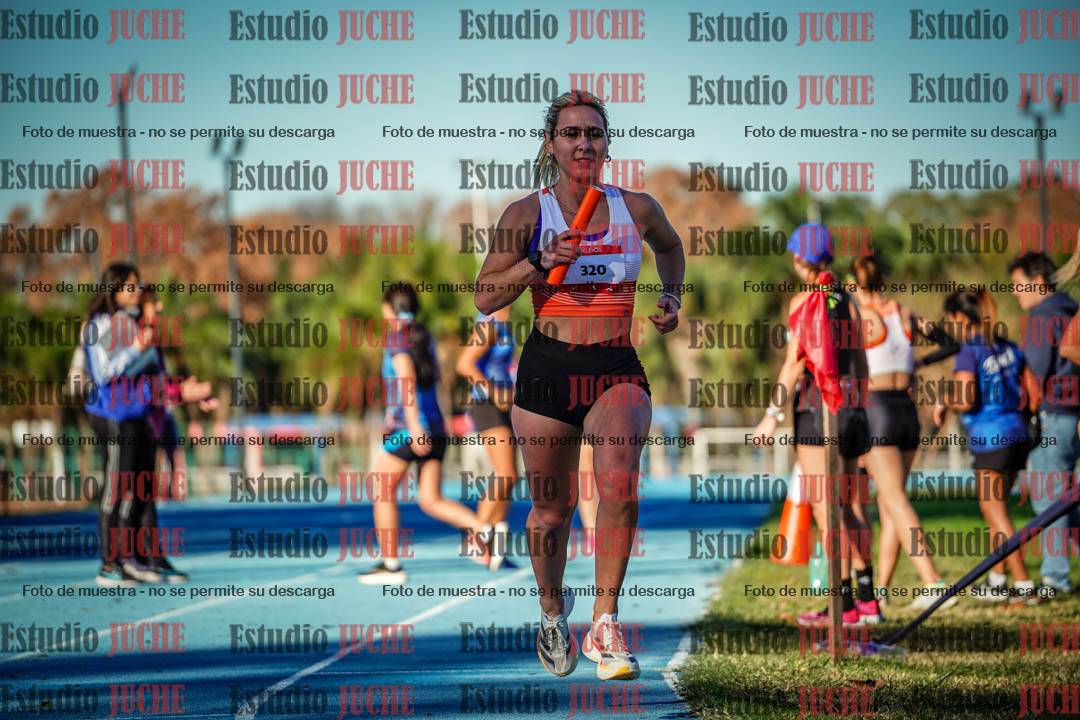 Fotos durante los relevos
