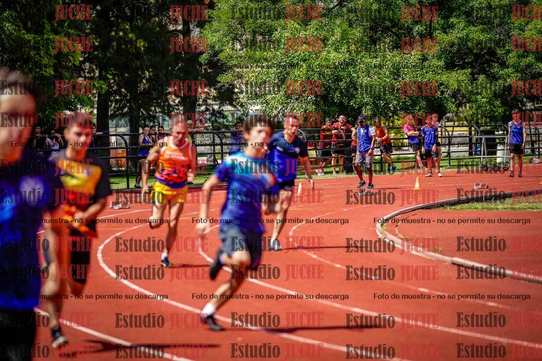 Fotos de los 200 m llanos de varones