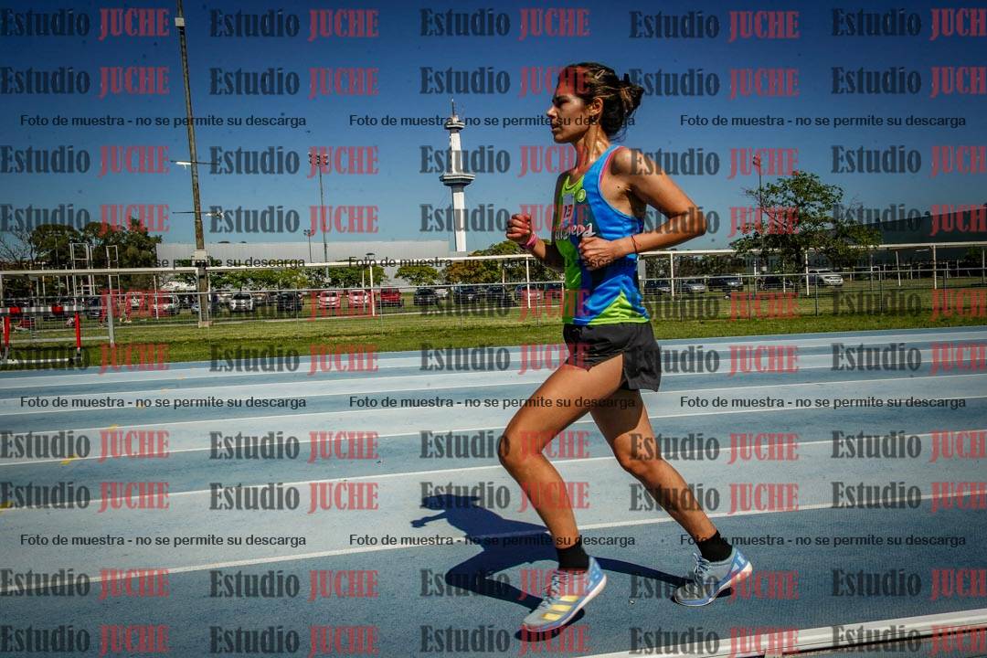 Fotos de los 5000 m de mujeres y varones - serie 2