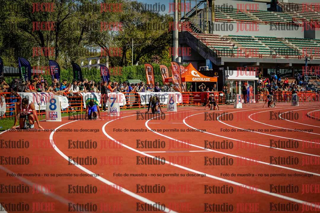 Fotos de los 400 m llanos de varones