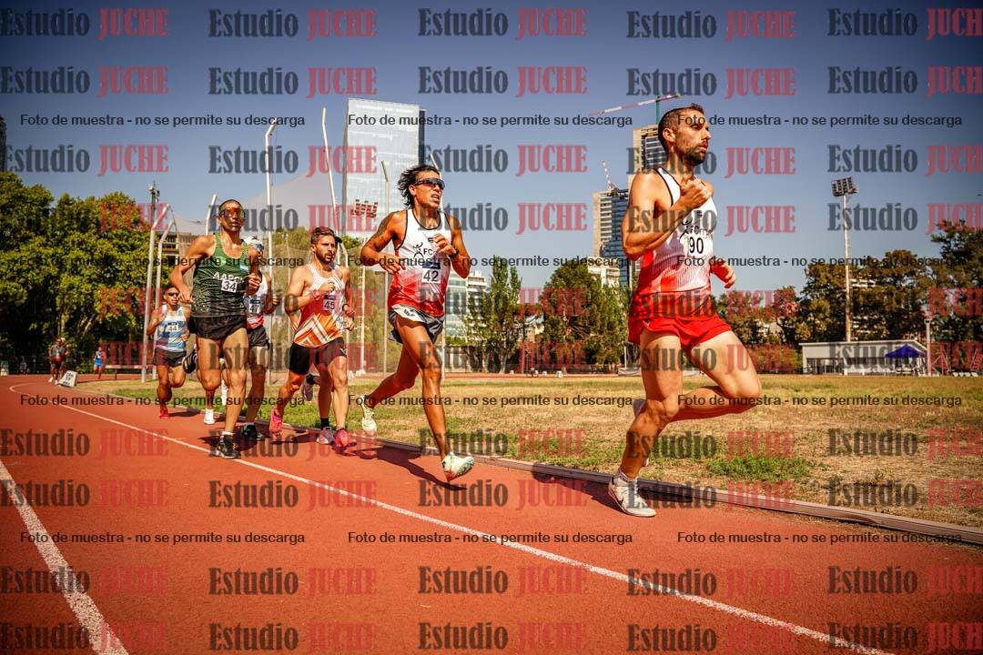 Fotos de los 3000 m llanos de varones