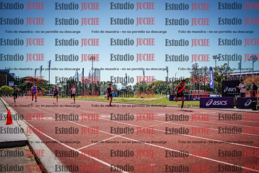 Fotos de los 200 m llanos de varones