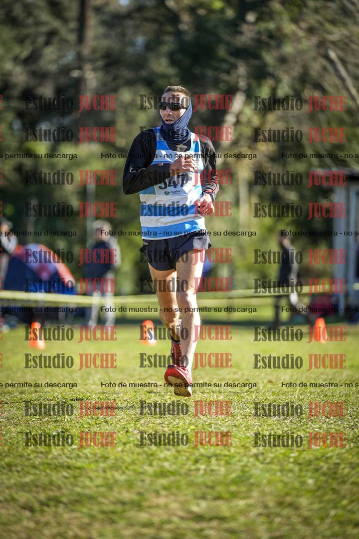 Fotos de la llegada del cross de 4000 m - varones