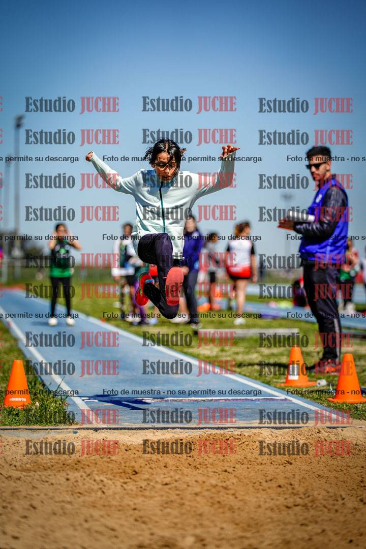 Fotos del salto en largo de mujeres - U15