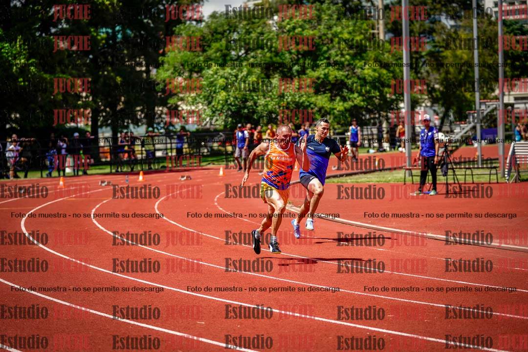 Fotos de los 200 m llanos de varones