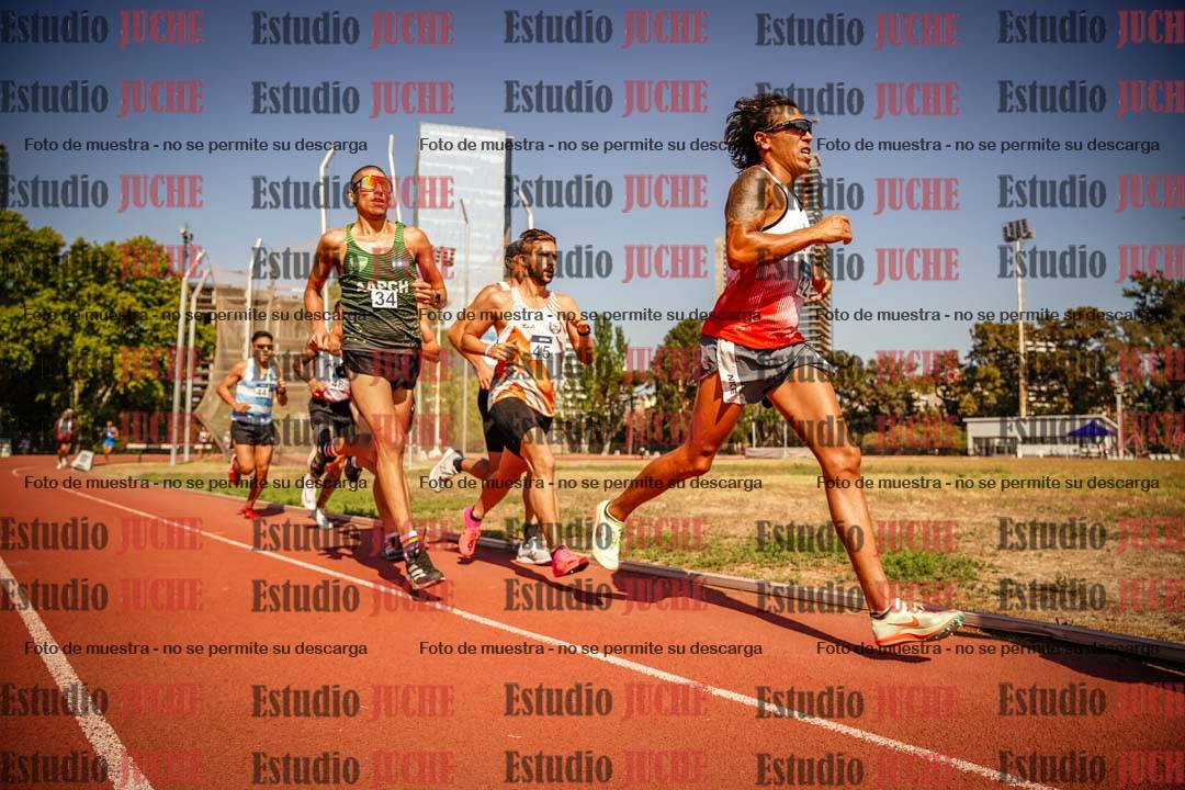 Fotos de los 3000 m llanos de varones