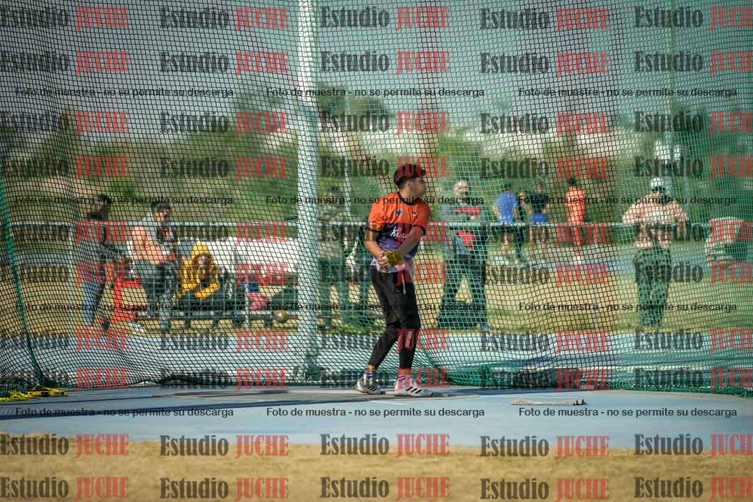 Fotos del lanzamiento de martillo de varones