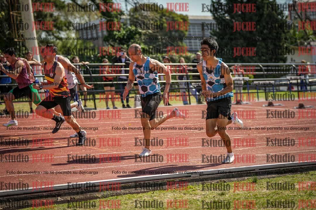 Fotos de los 100 m llanos de varones
