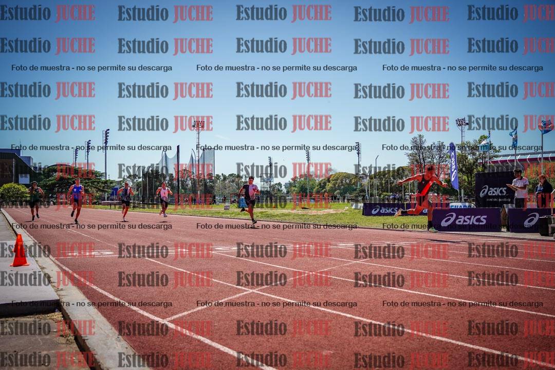 Fotos de los 200 m llanos de varones