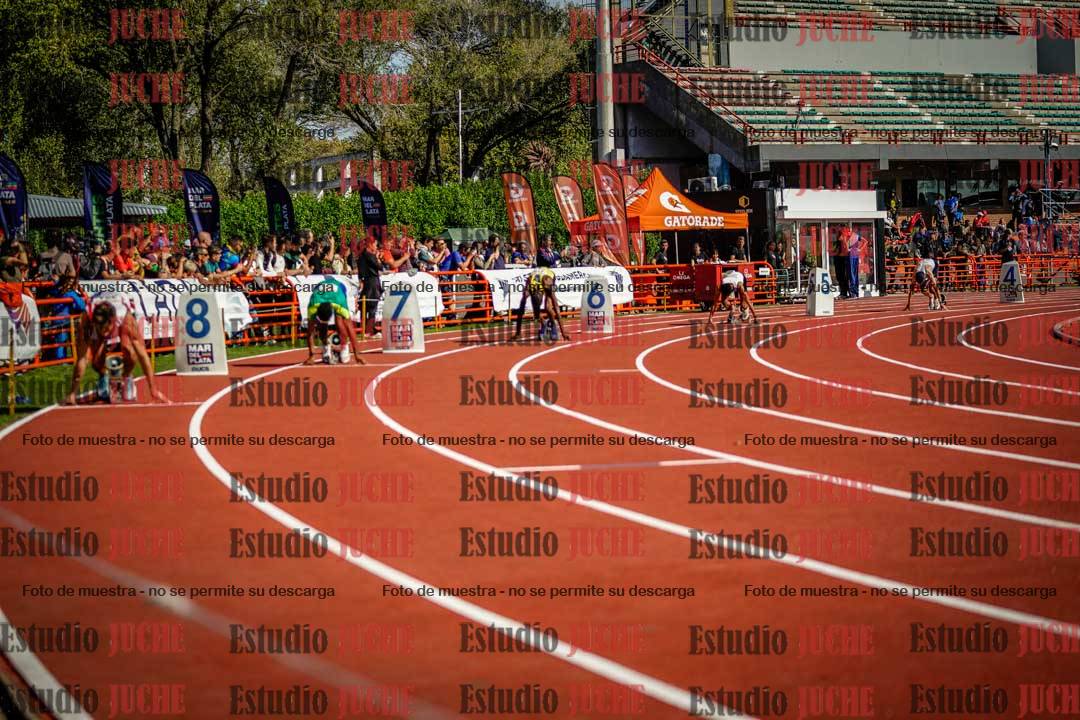 Fotos de los 400 m llanos de varones
