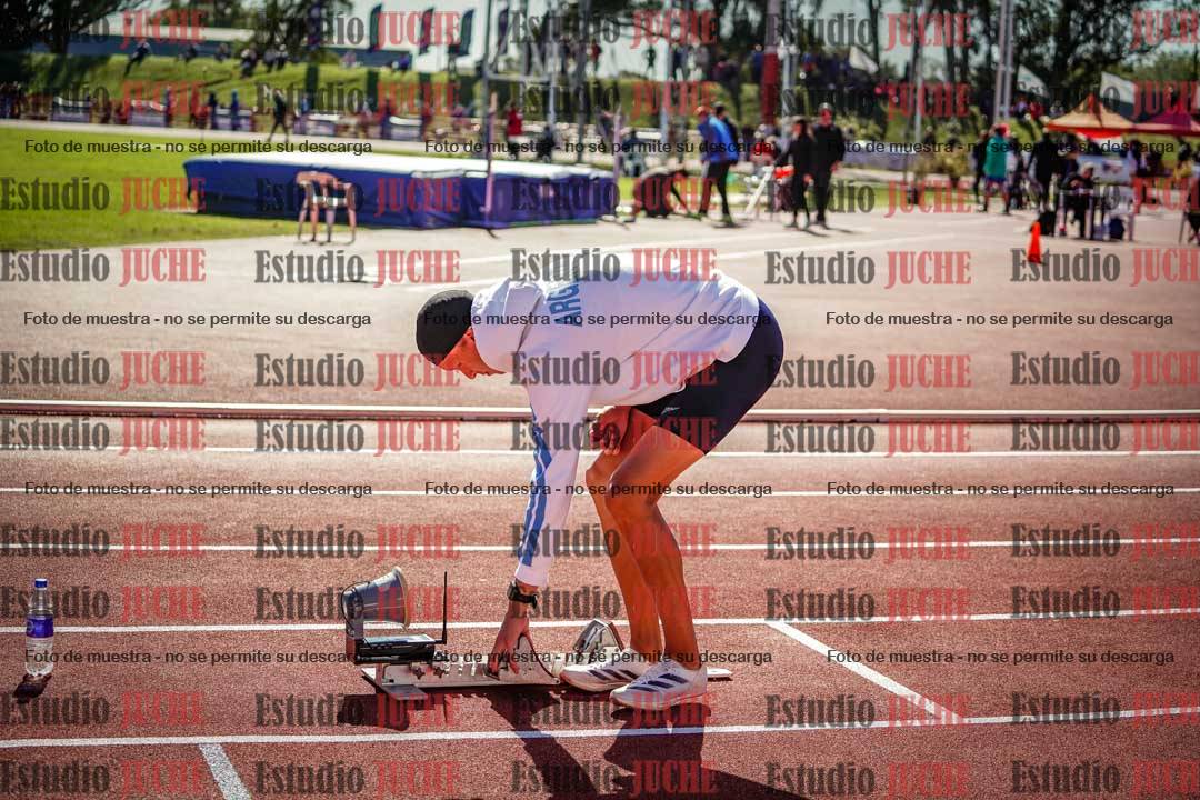 Fotos de los 400 m llanos de varones - FINAL