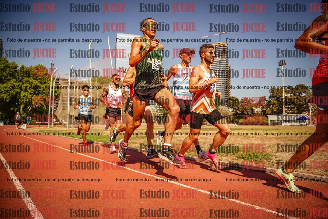 Fotos de los 3000 m llanos de varones