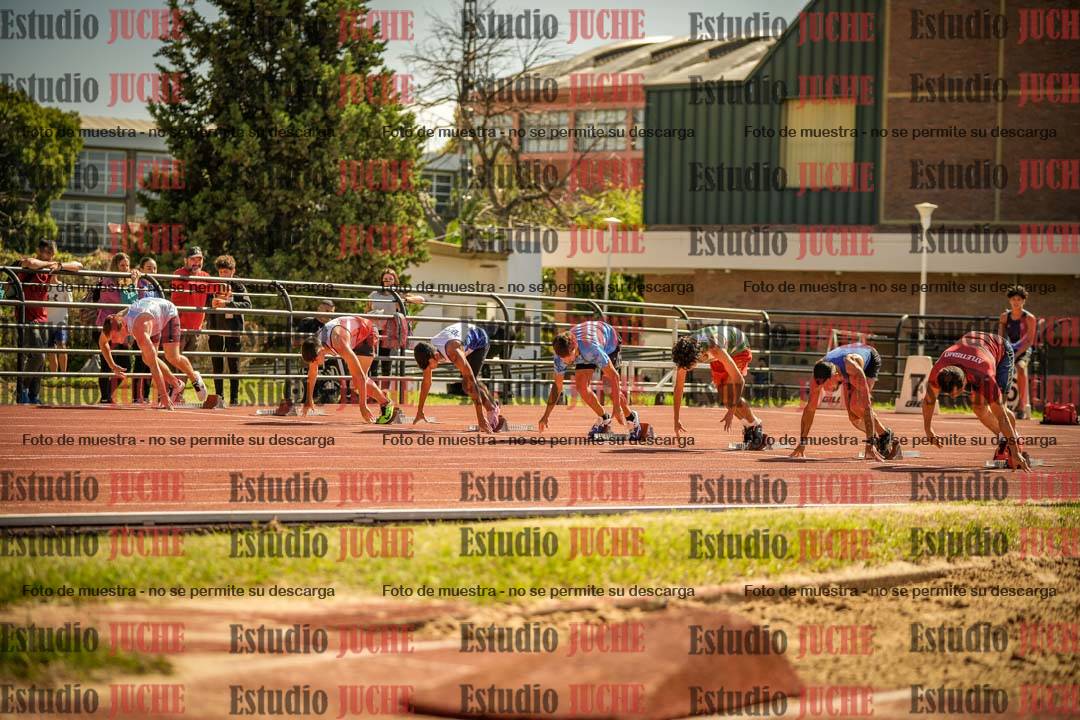 Fotos de los 100 m llanos de varones
