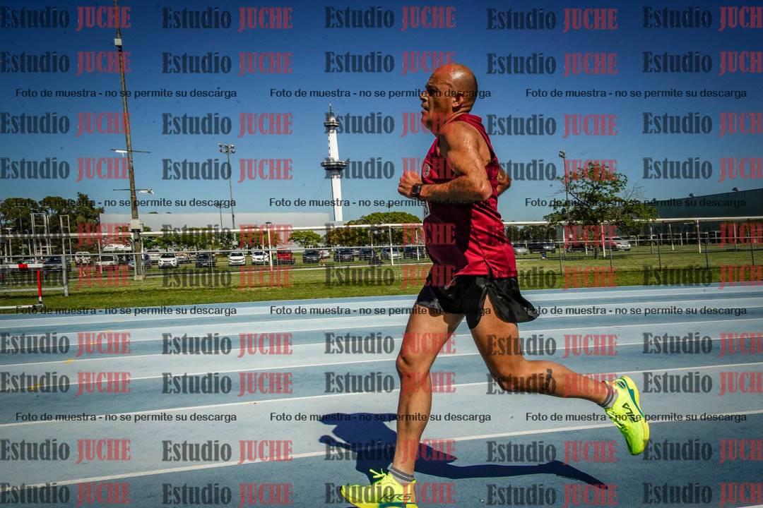Fotos de los 5000 m de mujeres y varones - serie 2