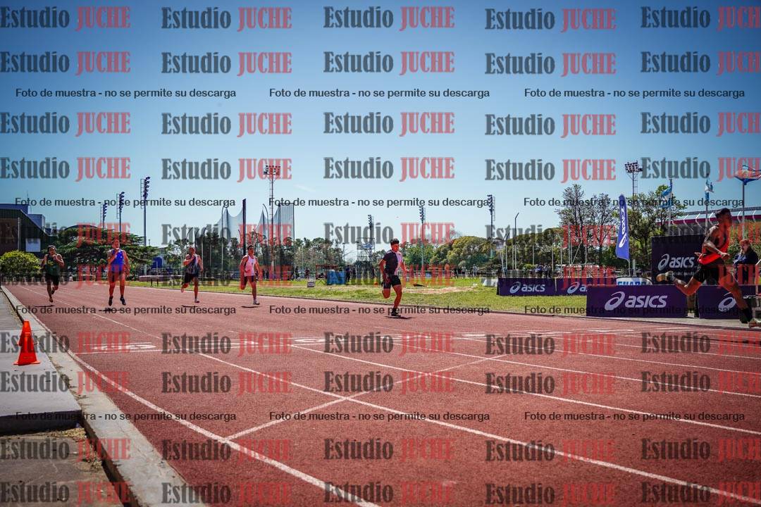 Fotos de los 200 m llanos de varones