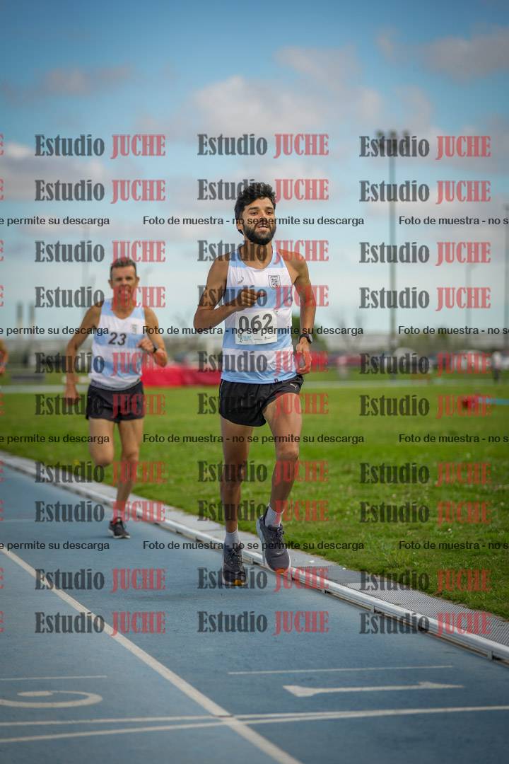 Fotos de los 1000 m llanos de varones