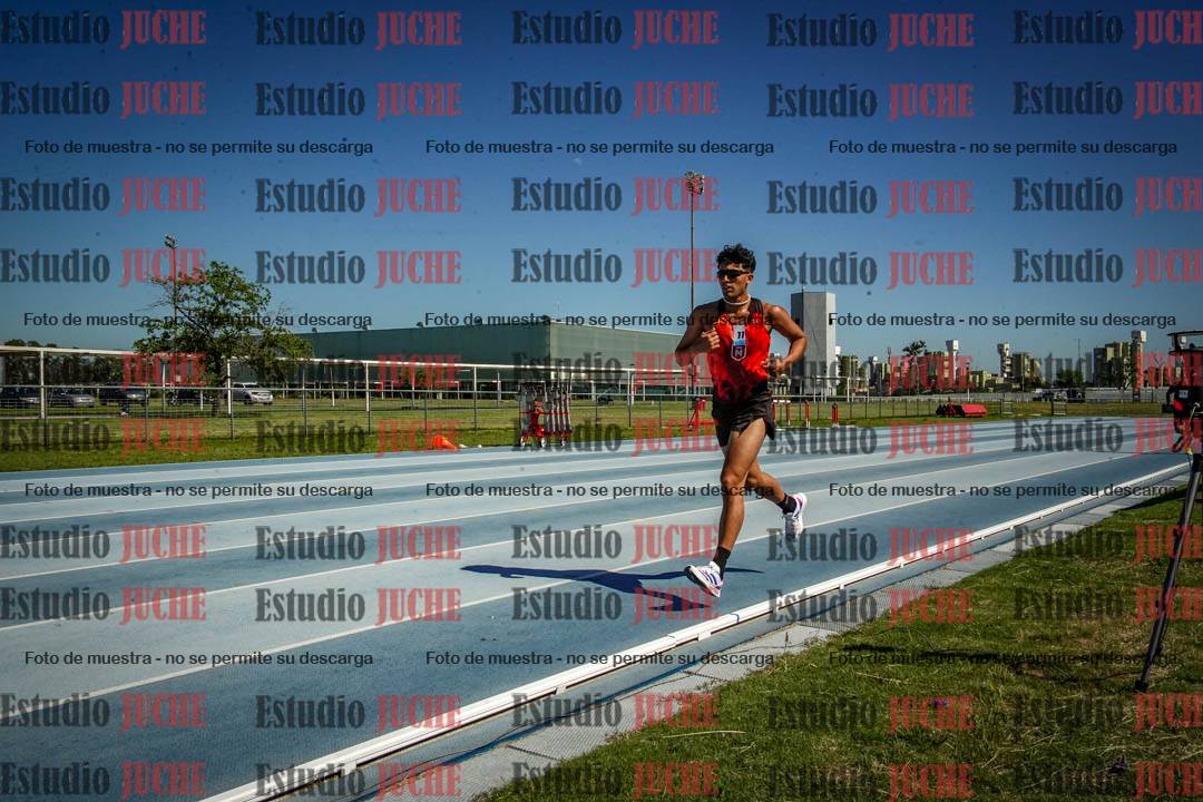 Fotos de los 5000 m de mujeres y varones - serie 2
