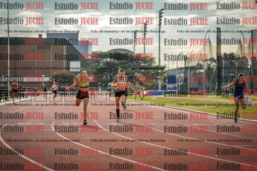 Fotos de los 400 m con vallas de mujeres