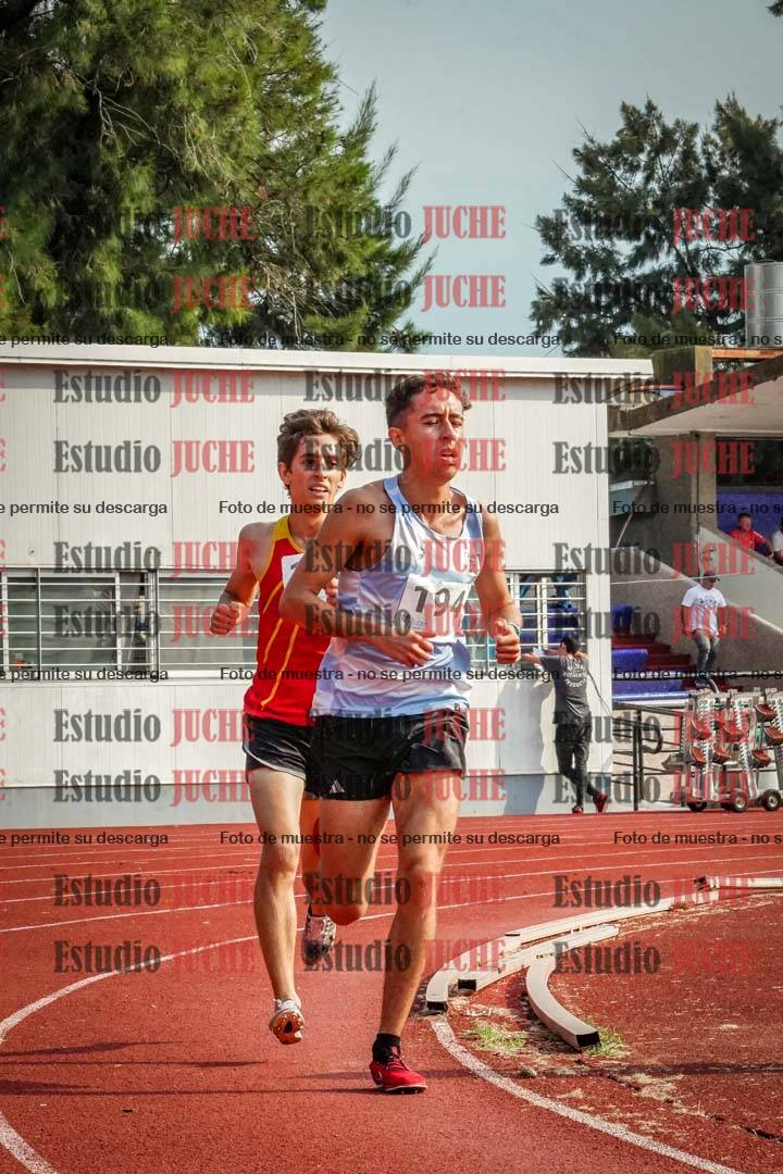 Fotos de los 3000 m llanos de varones