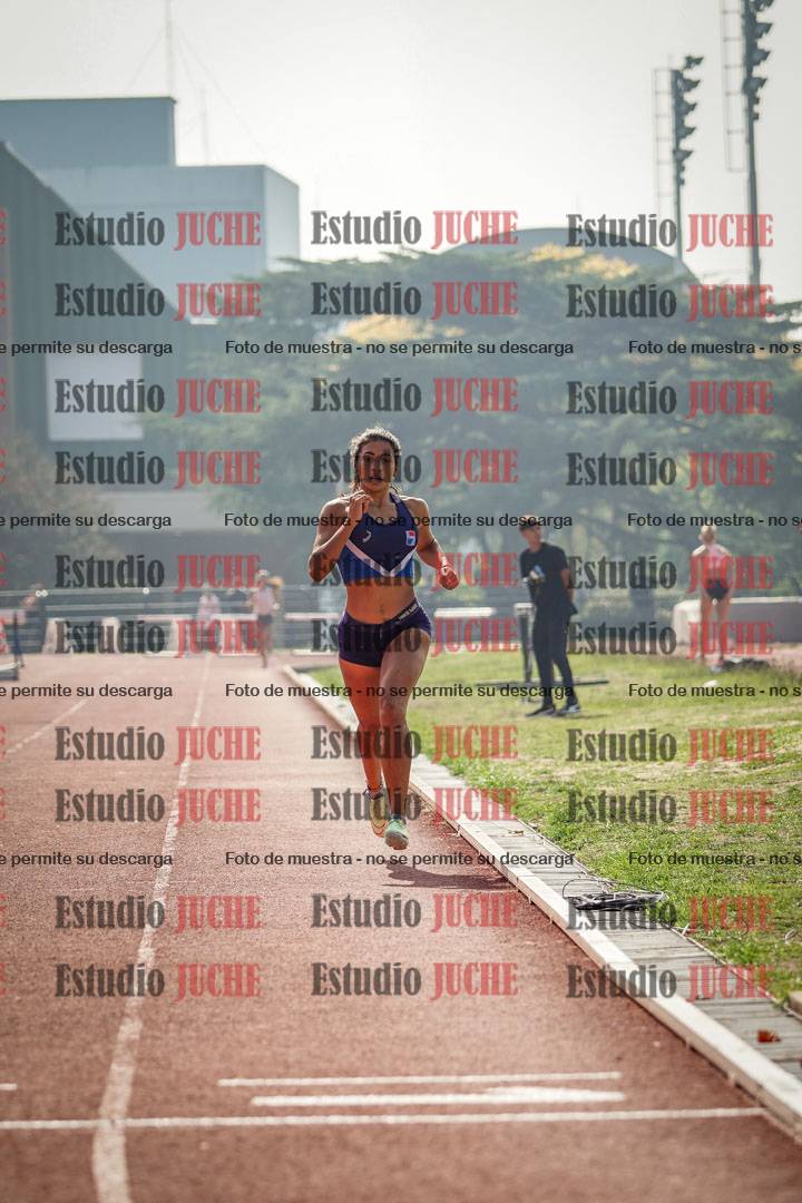 Fotos de los 800 m llanos de mujeres - combinadas 7
