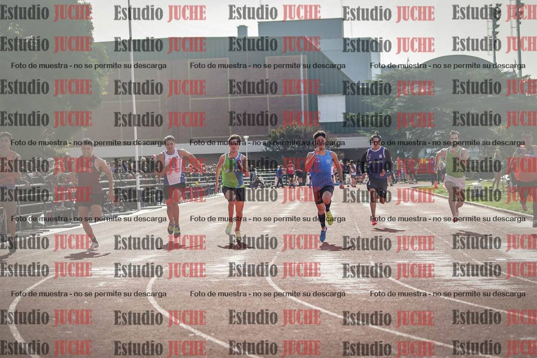 Fotos de los 100 m llanos de varones