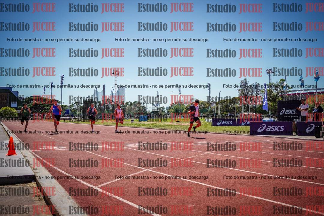 Fotos de los 200 m llanos de varones