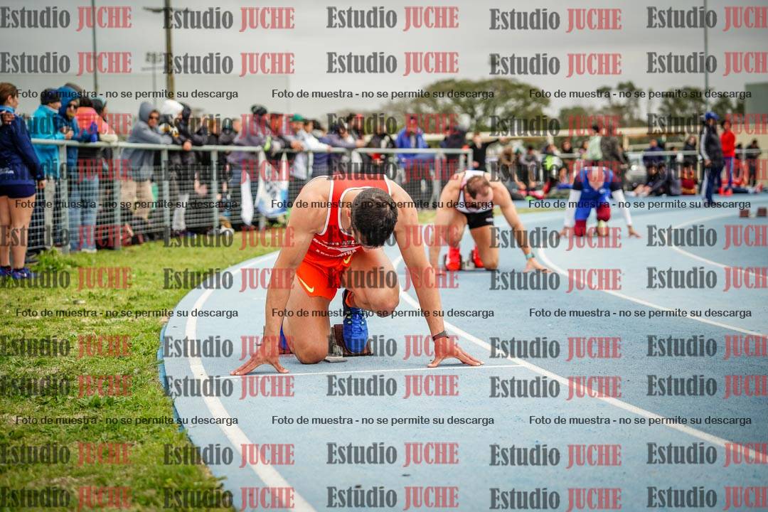 Fotos de los 400 m llanos de varones