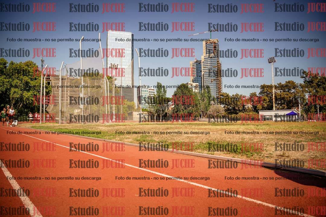 Fotos de los 3000 m llanos de varones