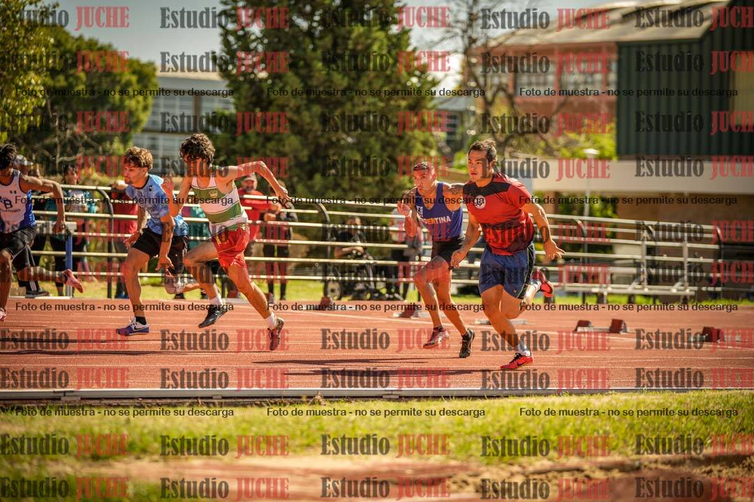 Fotos de los 100 m llanos de varones