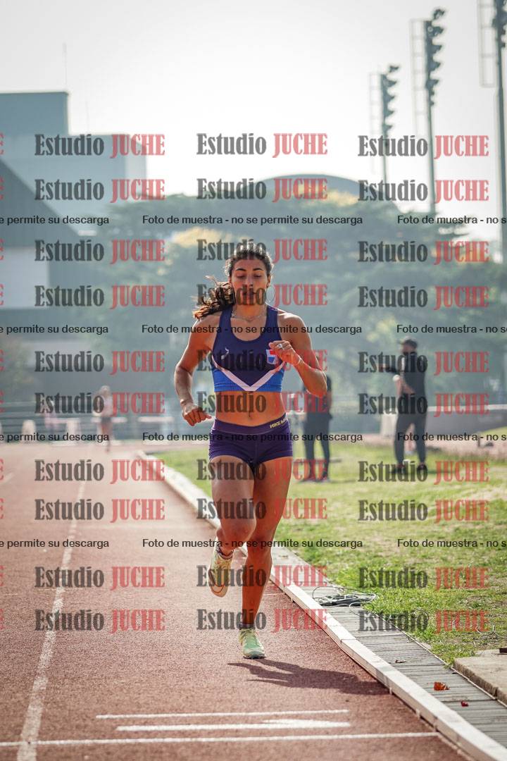 Fotos de los 800 m llanos de mujeres - combinadas 7