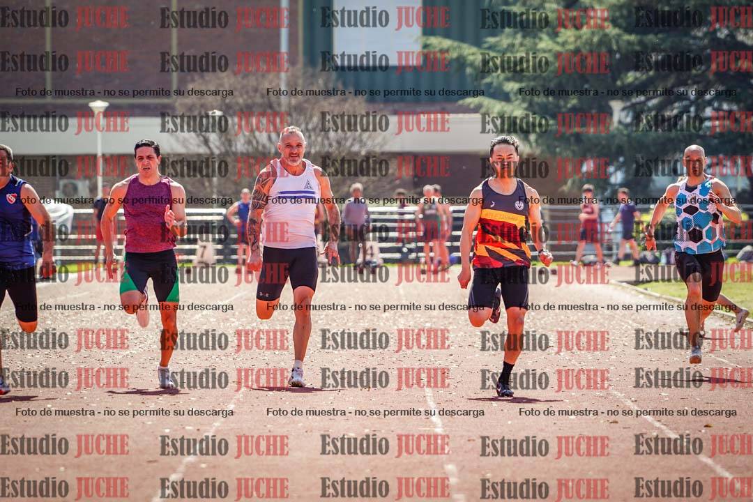 Fotos de los 100 m llanos de varones